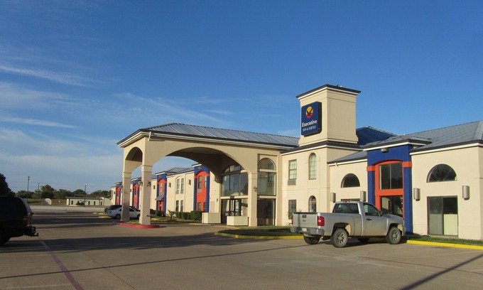 Wichita Falls Hotel | Family owned independent hotel