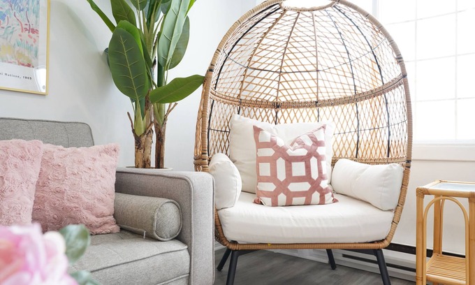Cornwall House | Family & Pet Friendly Modern Bright Bungalow