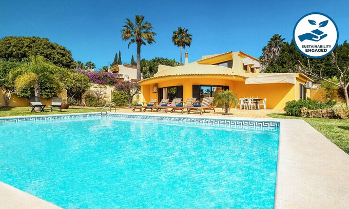 Montechoro Villa | Family retreat w/pool & BBQ in Montechoro