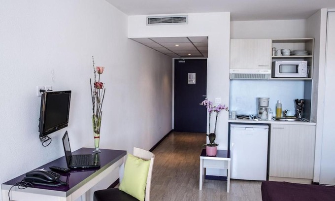 Lourdes Apartment | Family Saint Vincent - Studio 2 Pers - 100m gare Lourdes - WIFI