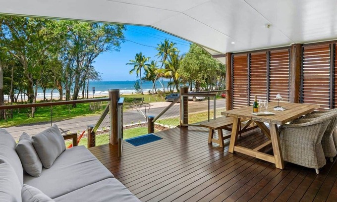 South Mission House | Family Shores - Beachfront Bliss