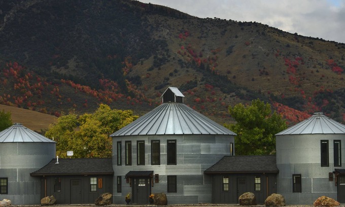 Lava Hot Springs House | Family size, unique stay in a grain bin minutes from Lava, golfing and swimming