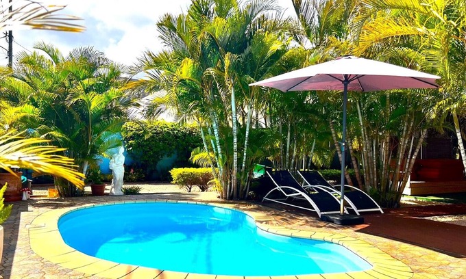 Port Louis Apartment | Family-sized apartment - great outdoor space