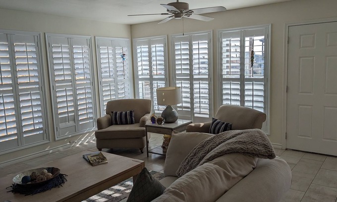 Port Aransas House | Family-sized beach house with private heated pool-Walk to Beach