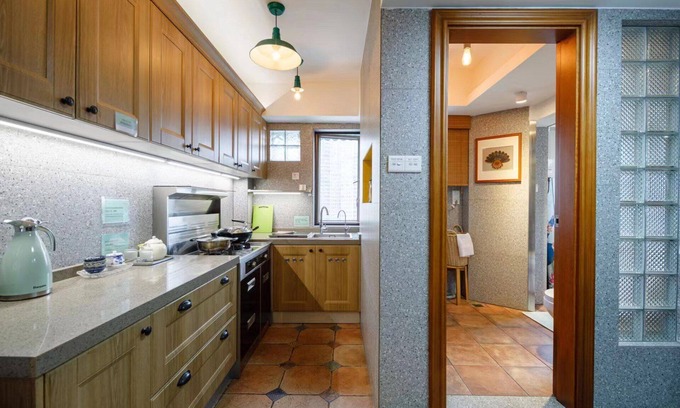 Haizhu Condo | Family-sized Canton style home! Perfect for Canton Fair / Sun Yat-Sen University