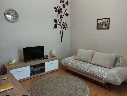 Yavory Apartment | Family Stay in Lviv (2 Rooms + Kitchen)
