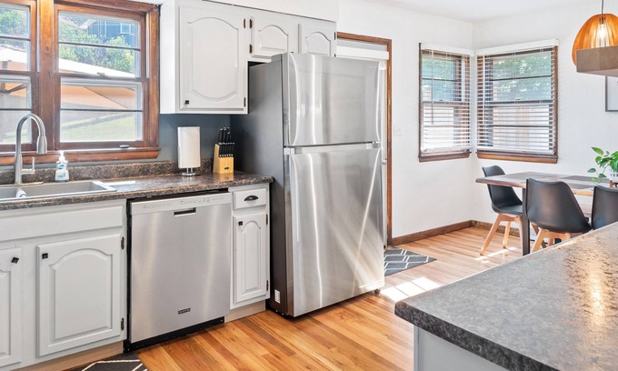 Rapid City House | Family style charming house on the westside of Rapid City .