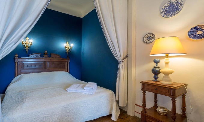 Hastingues Apartment | Family suites at Château d'Estrac: Madiran and Jurançon
