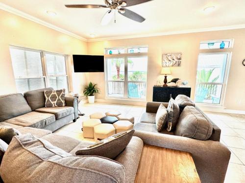 Toilla Segunda House | Family Tides Beach House