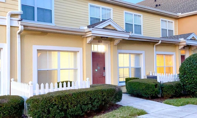 Venetian Bay Villages House | Family Townhome - 3beds/2baths