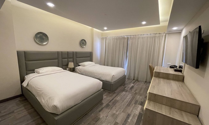 Heliopolis Apartment | Family Twin Studio - 5 min from Airport