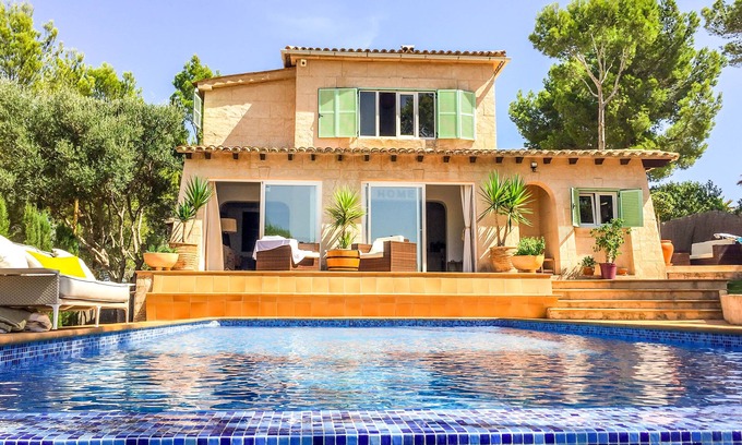 Ses Rotes Velles Villa | Family Villa with Infinity Pool in Santa Ponsa