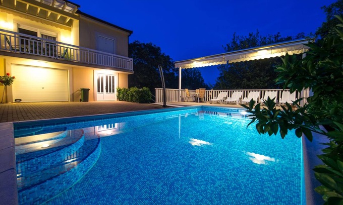 Trn Villa | Family Villa With Private Pool, Outdoor Grill, Playground and outdoor Grill