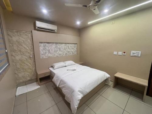 Kannur Hotel | Famstay and healthclub