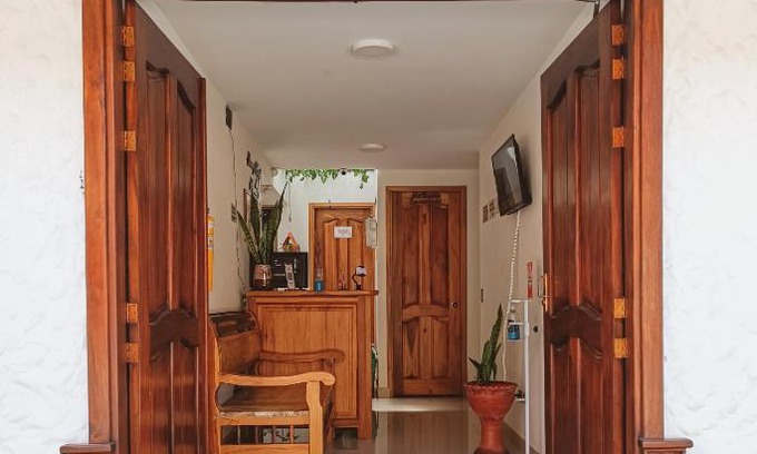 Jardin House | Famy Hostal Nardo's
