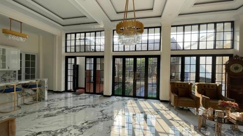 Mertoyudan House | Fanade Guesthouse