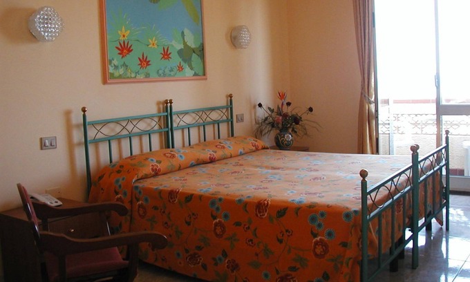 Portopalo di Capo Passero Apartment | FANTASTIC HOUSE IN PORTOPALO ON THE SEA CIR 19089020C238380 CIN IT089020C23YAA4OQV
