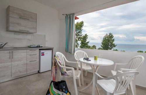 Paradhisos Apartment | Fantasia Studios and Apartments
