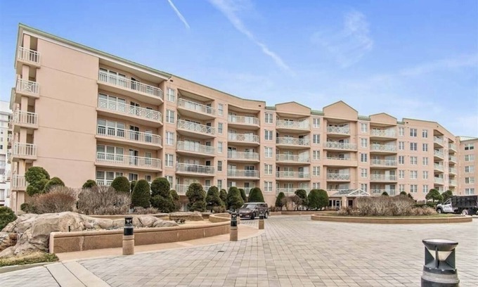 Diamond Beach Condo | Fantastic 2 Bedroom Unit