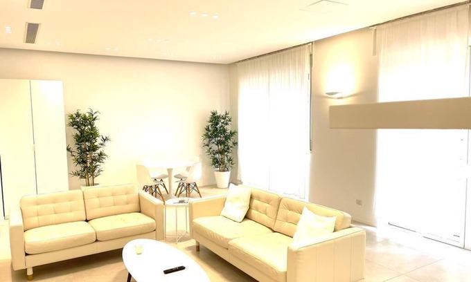 Ruggero Settimo Apartment | Fantastic Apartment in Historic Center - Palermo