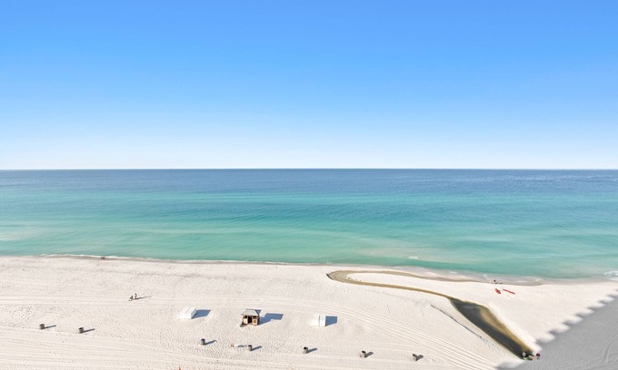 Panama City Beach Condo | Fantastic coastal condo with pool, beach access & great location