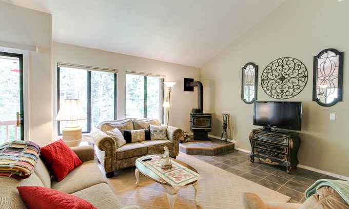 McCall Condo | Fantastic Condo with Loft and Resort Pools, Hot Tub, Sauna, Gym, and Tennis