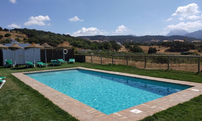 Prado del Rey Cottage | Fantastic country house El Rincón de Marco and María in the woods