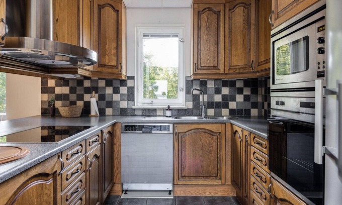 Rydaholm House | Fantastic holiday home with a sandy beach by Lake Furen | SE07022