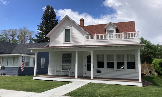 Cody House | Fantastic home in the heart of Cody Wyoming
