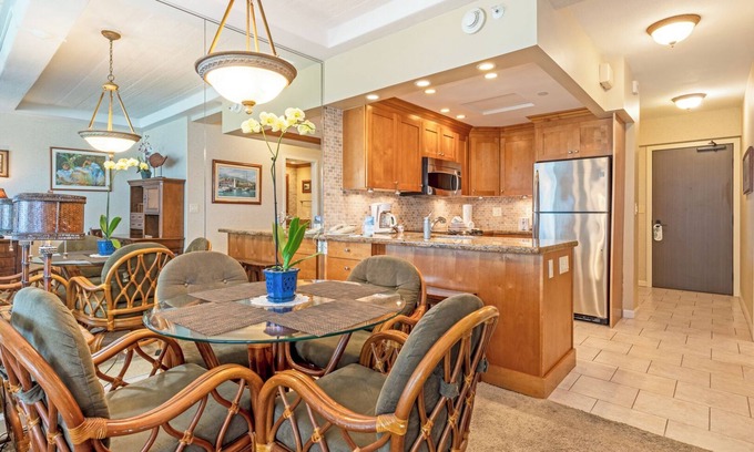 Kaanapali Apartment | Fantastic Ocean View in Ka'anapali at the Whaler