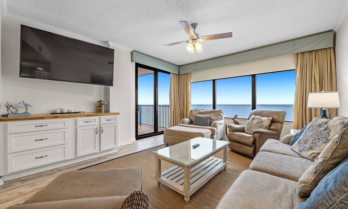 Orange Beach Condo | Fantastic Rates! BOOK NOW AND SAVE! sleeps 10 w/Fishing Pier on GULF!