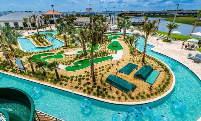 Kissimmee House | Fantastic townhome property with amazing community amenities and private pool