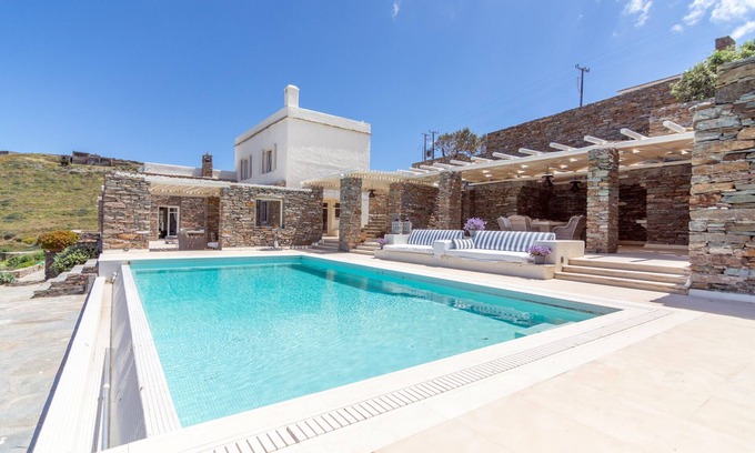 Kea Villa | Fantastic villa with a swimming pool, ideal for families or a group of friends.