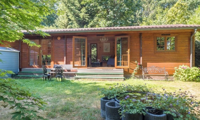 Municipality of Epe House | Fantastisch Chalet met Veel Ruimte en Fijne Tuin
