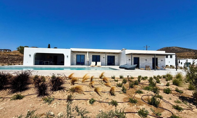 Aliki Villa | Faragas Hill Harmony Villa