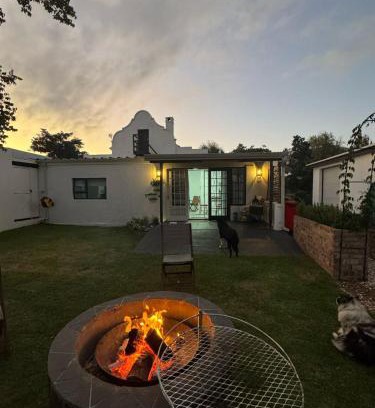 Swellendam Apartment | Faraway Cottage 3 Gables Self catering Swellendam