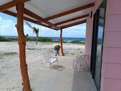 Rotoava Bed & Breakfast | Fare Moana Fakarava