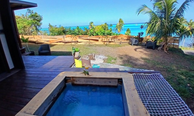 Ha'apiti House | Fare Ohiti, Face au Spot de Surf de Haapiti