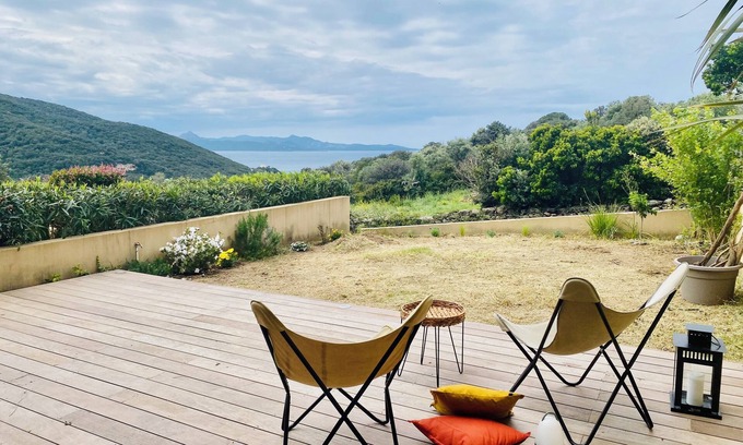 Braccolaccia Apartment | Farinole near Saint-Florent. Terrace and garden with sea view, Sandy beach within walking distance