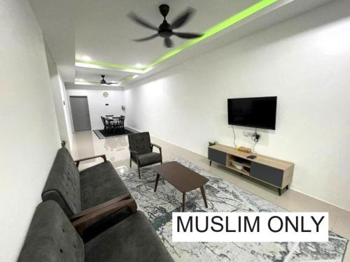 Maran District House | Farisya Guest House Bandar Jengka