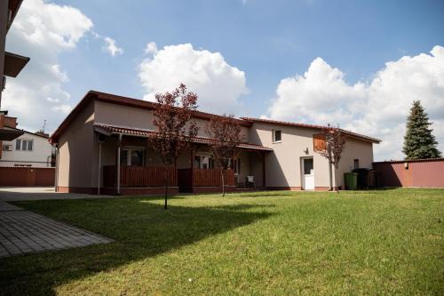 Morahalom Apartment | Farkas Villa Apartmanok
