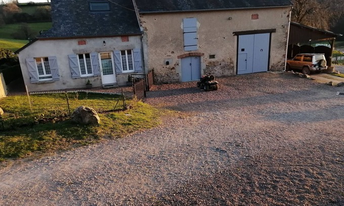 Mhere House | Farm cottage "vetos".