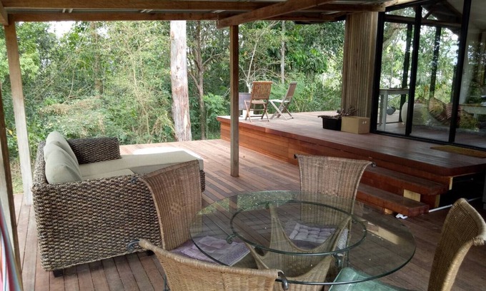 Mullumbimby Cabin | Farm Stay - Poolside Cabin w/2 Person Bath