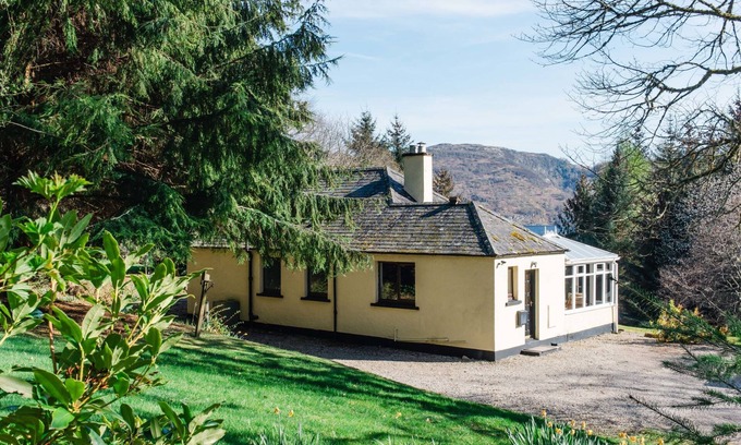 Invermoriston House | Farmburn by Interhome