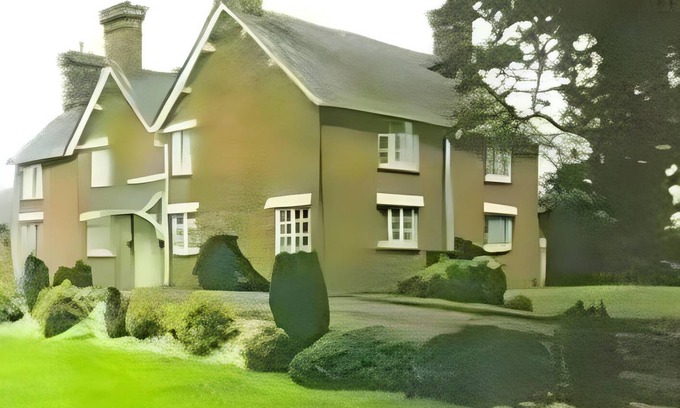 Balterley House | Farmhouse ∙ 4 guests