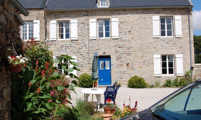 Anneville-en-Saire Other | Farmhouse 6 minutes from the sea 2* Classified