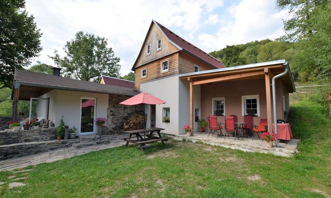 Malecov Other | Farmhouse in Malecov with Private Pool