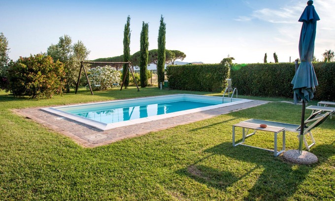 Braccagni Other | Farmhouse 'Le Gerlette - Il Granaio' with Shared Pool, Wi-Fi and Air Conditioning