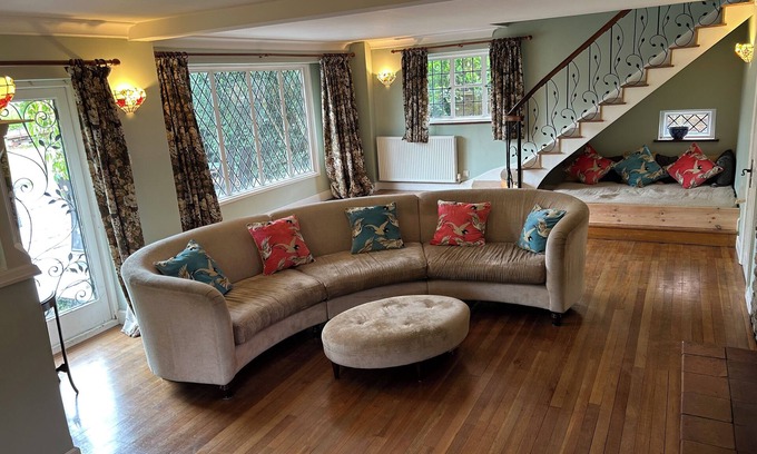 St. Mary's Other | Farmhouse Near London | 3 Acres of Peace & Charm