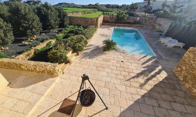 Birbuba Villa | Farmhouse Villa with Large Pool and Garden in Gozo